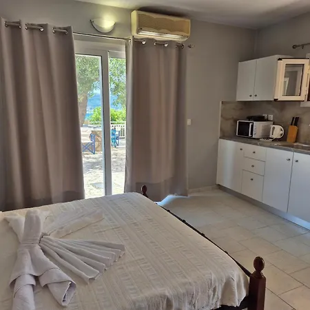 Casa Di Pietro 2 * Farsa