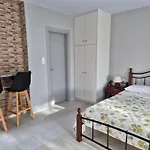 Casa Di Pietro 2 * Φάρσα